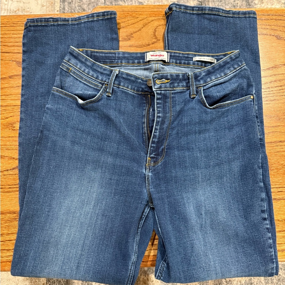 Wrangler Blue Denim Jeans - Classic Five-Pocket